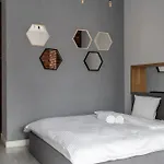 Rentplanet - Ruska Apartment